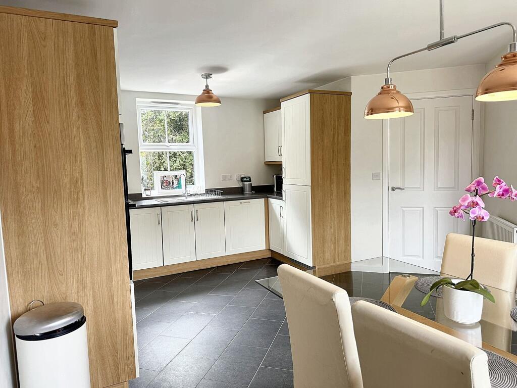 Kitchen/Diner 2