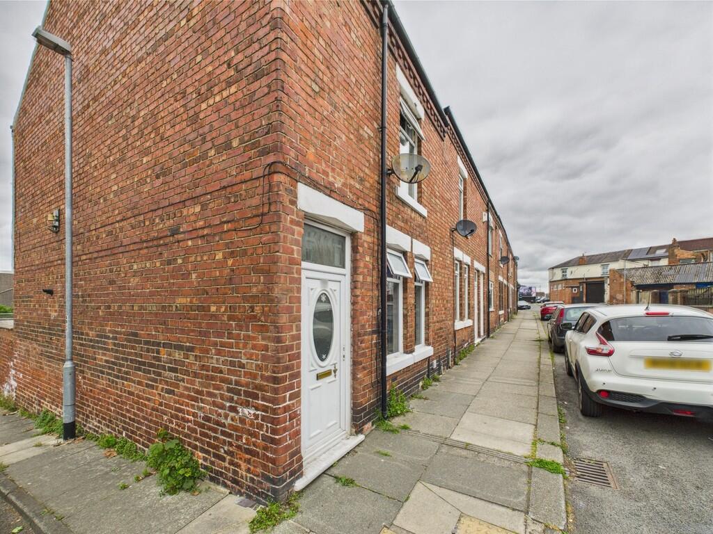 CAM01835G0-PR0203...