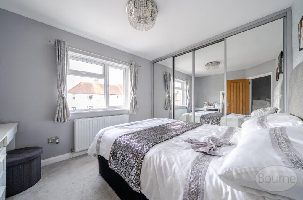 cd67c431-9b75-48e...