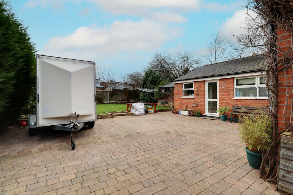 Rear Yard / Car S...