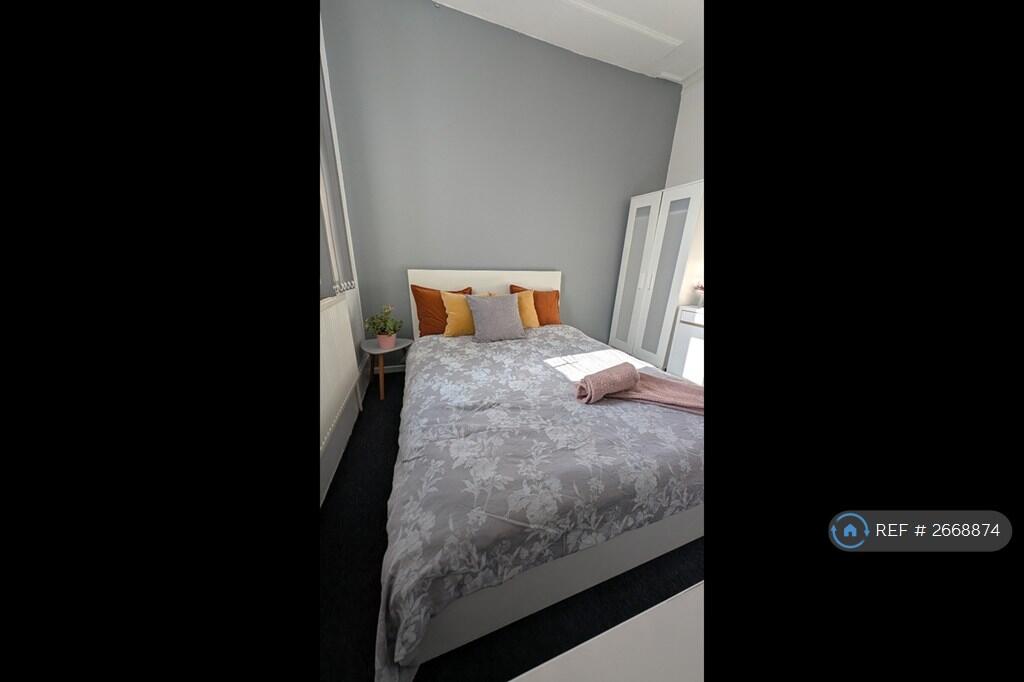 Room 4