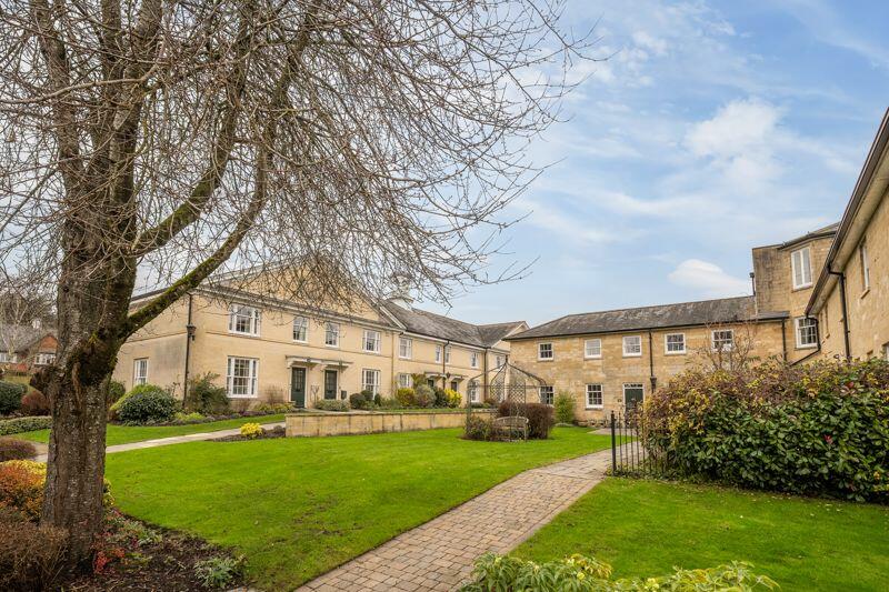 St Lukes Court