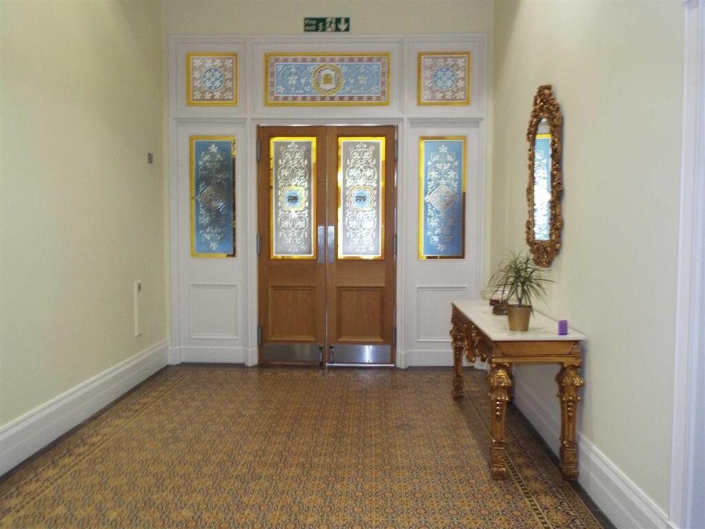 entrance hall.jpg