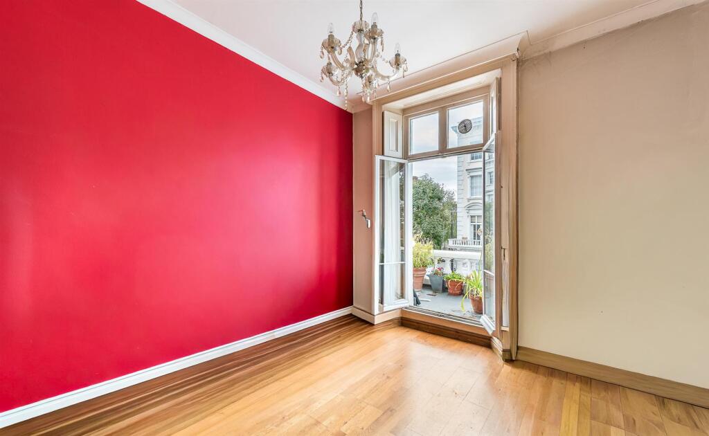 St Georges Drive 46F-8-2.jpg