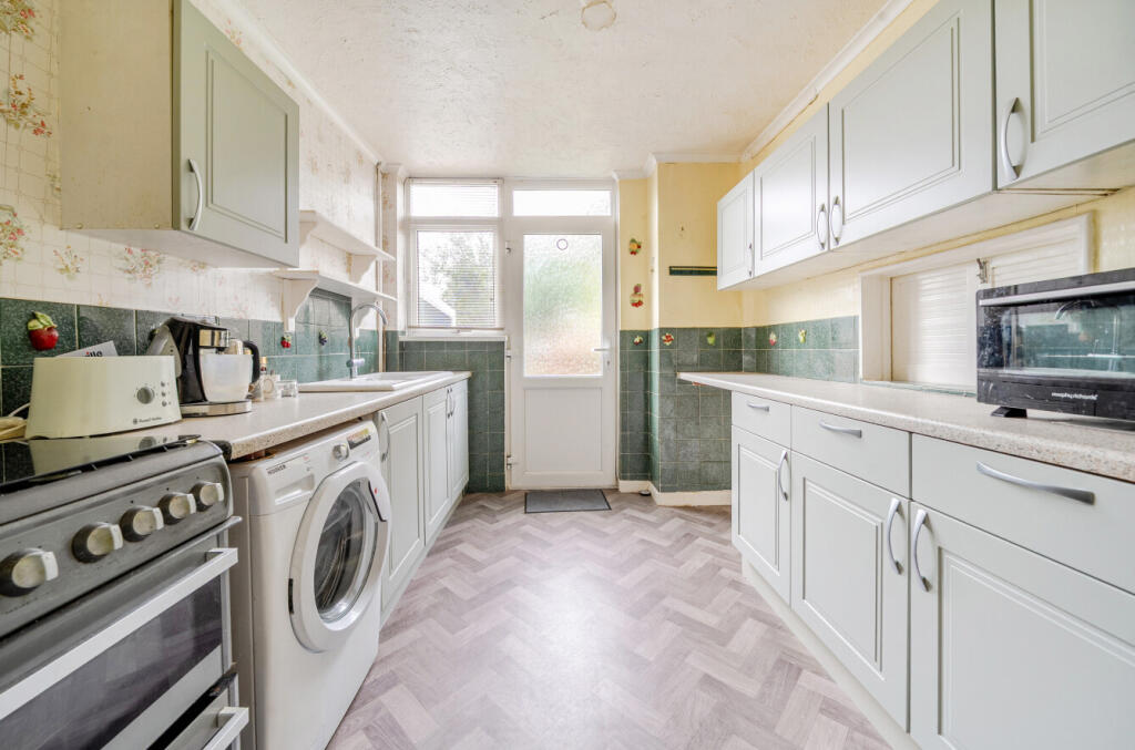 1375151-18-690a14...