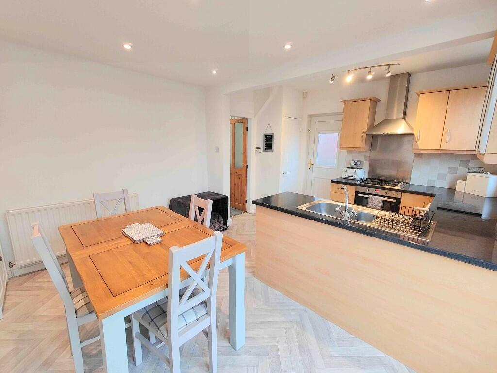Dining Kitchen
