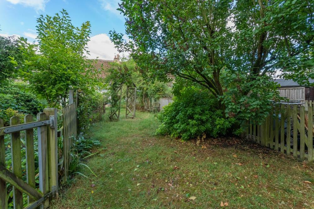 DSC01064 - 800px.jpg