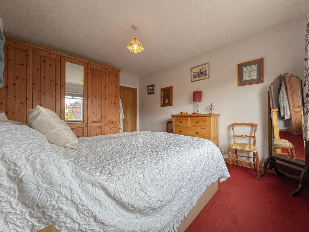 Bed 1 (2)