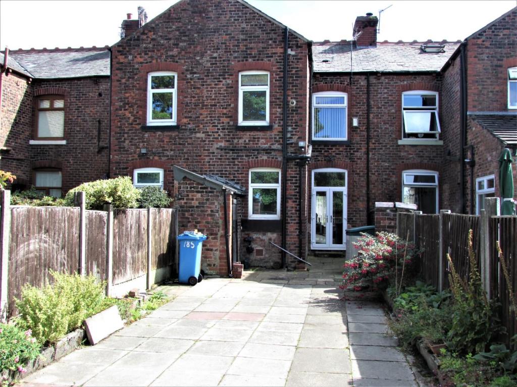 RomanRd185gdn2.JPG