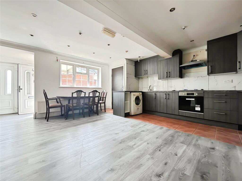 Kitchen/Living Room