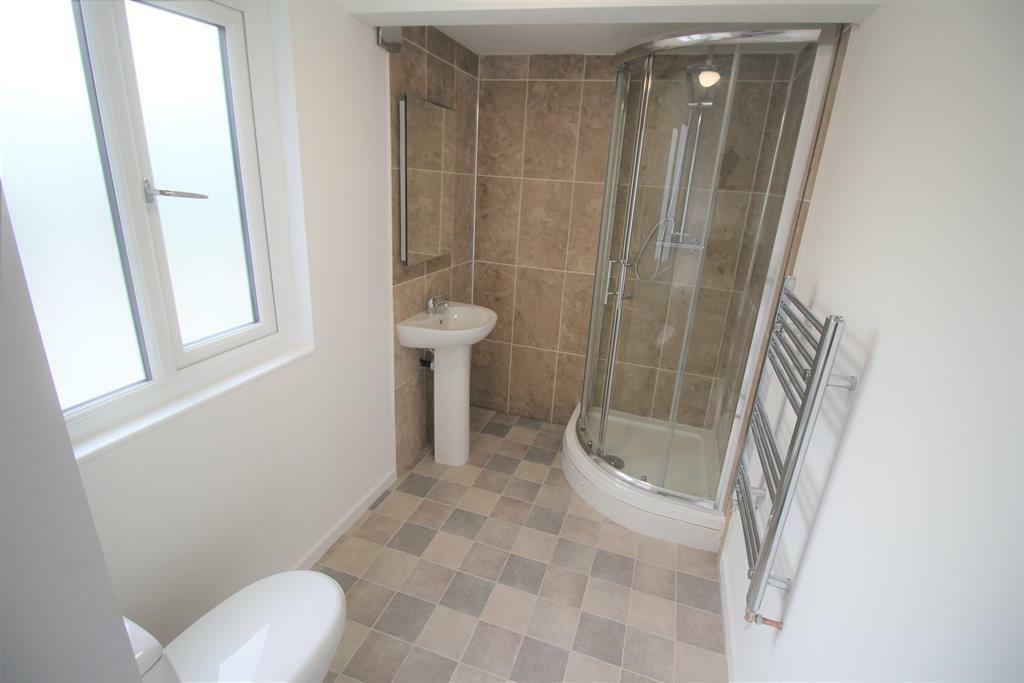DOWNSTAIRS SHOWER ROOM