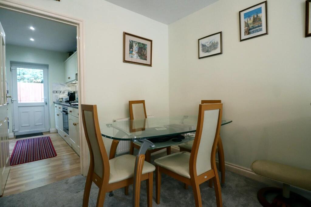 Dining area.jpg