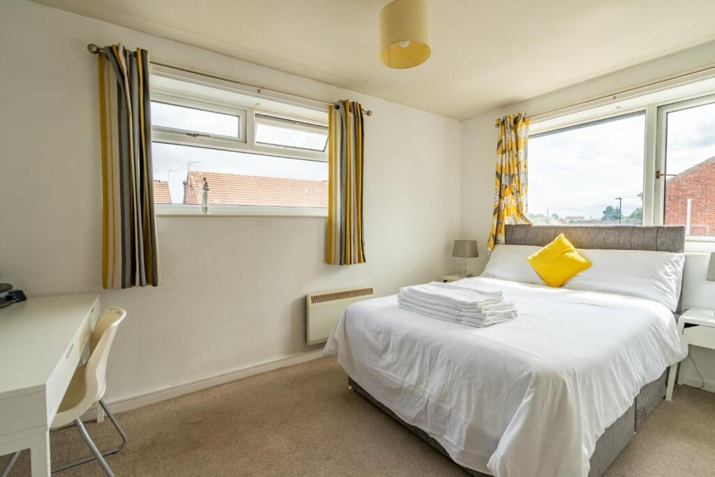 gresley court (4 of 12).jpg