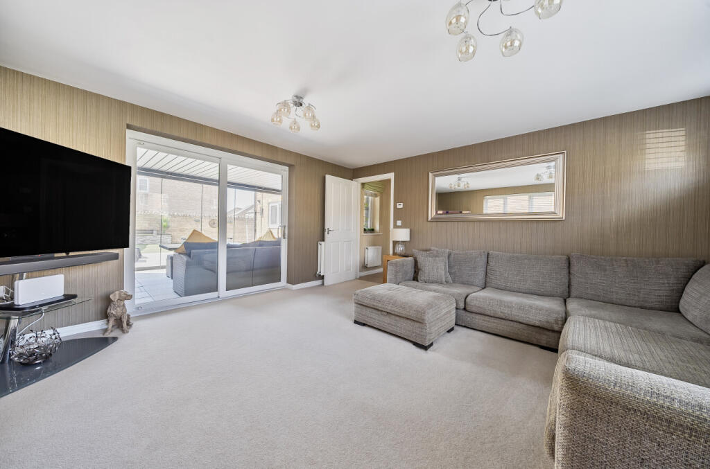 13436551868a874f8ac4f3