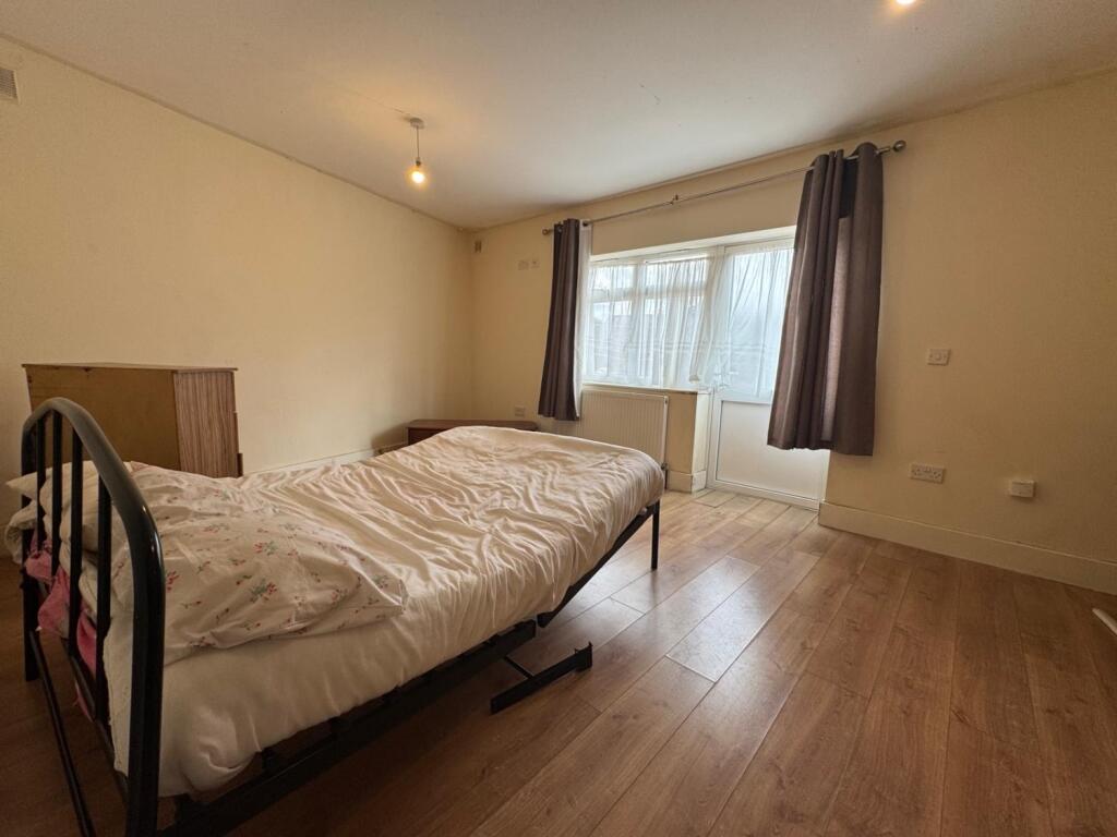 64135ffb-cc8b-4c47-9b9f-124e515fb64e