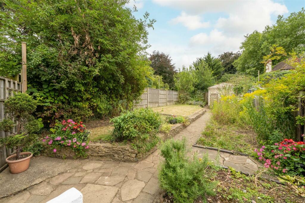 34 Benslow Lane, Hitchin-18.jpg