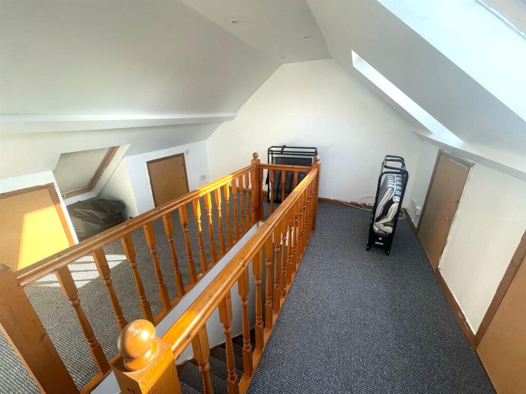 loft room.jpg