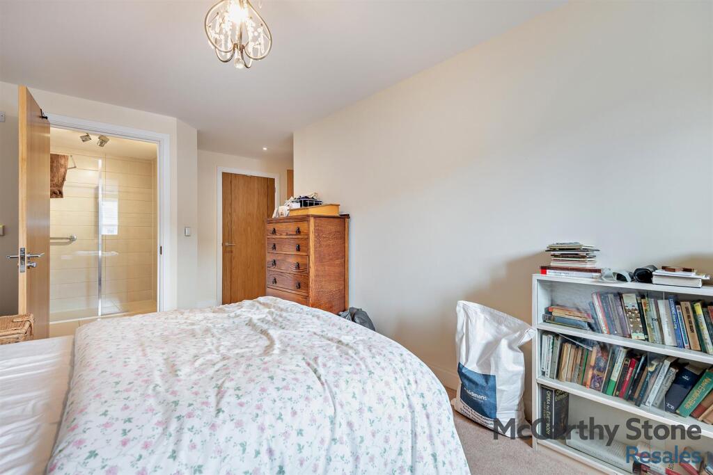 8659899-interior12-800.jpg
