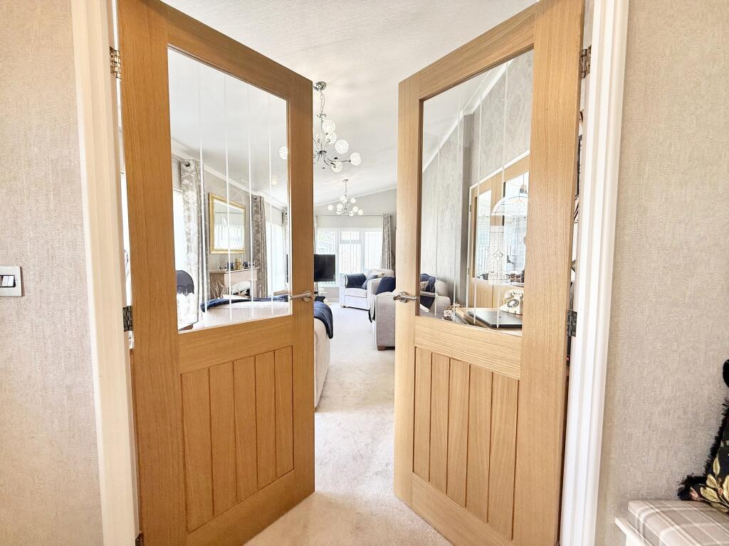 Lounge Doors