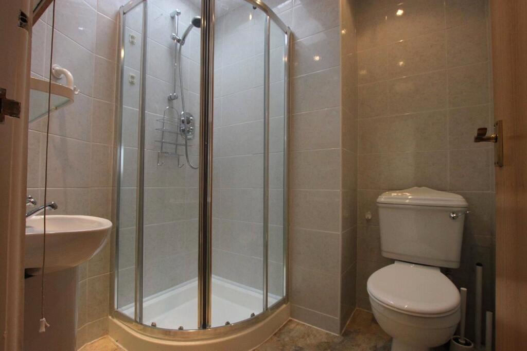 Bathroom 2