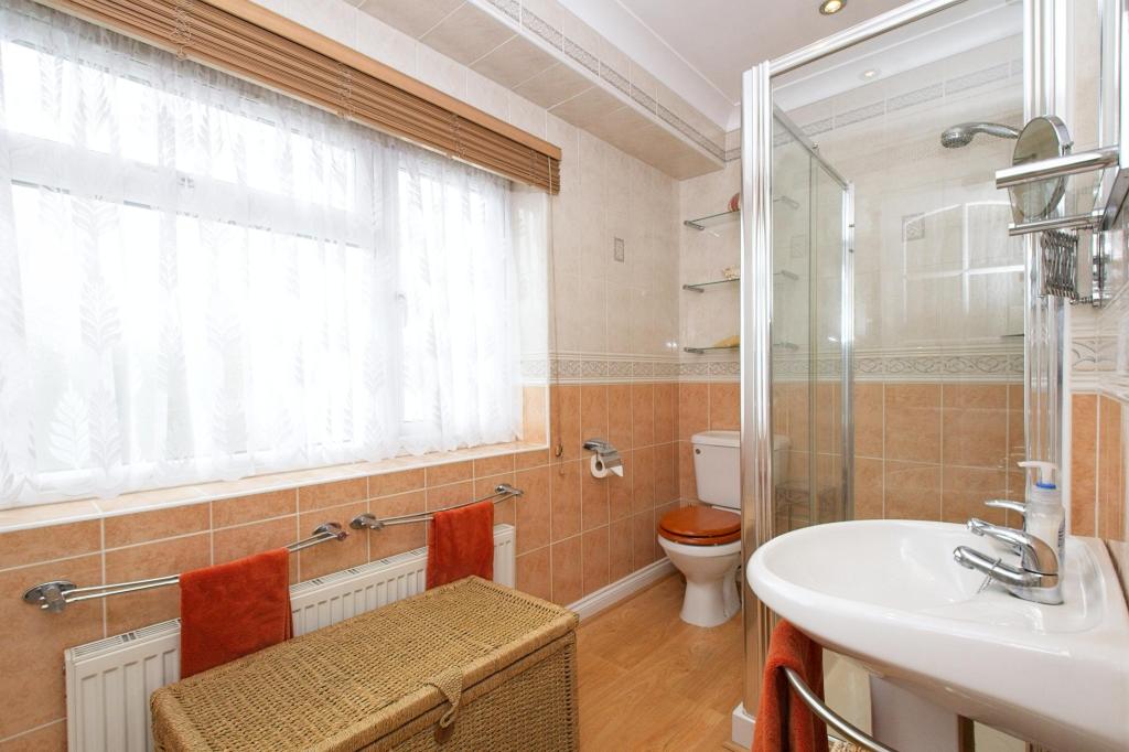 Master En-suite