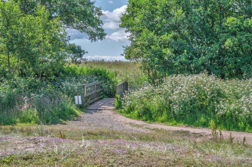 13 Isla Place New + Tentsmuir-11.jpg