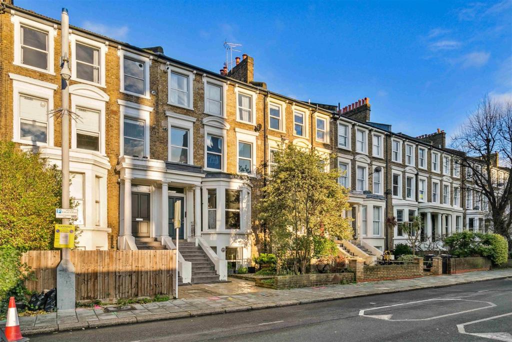 49D Gresham Road-16.jpg