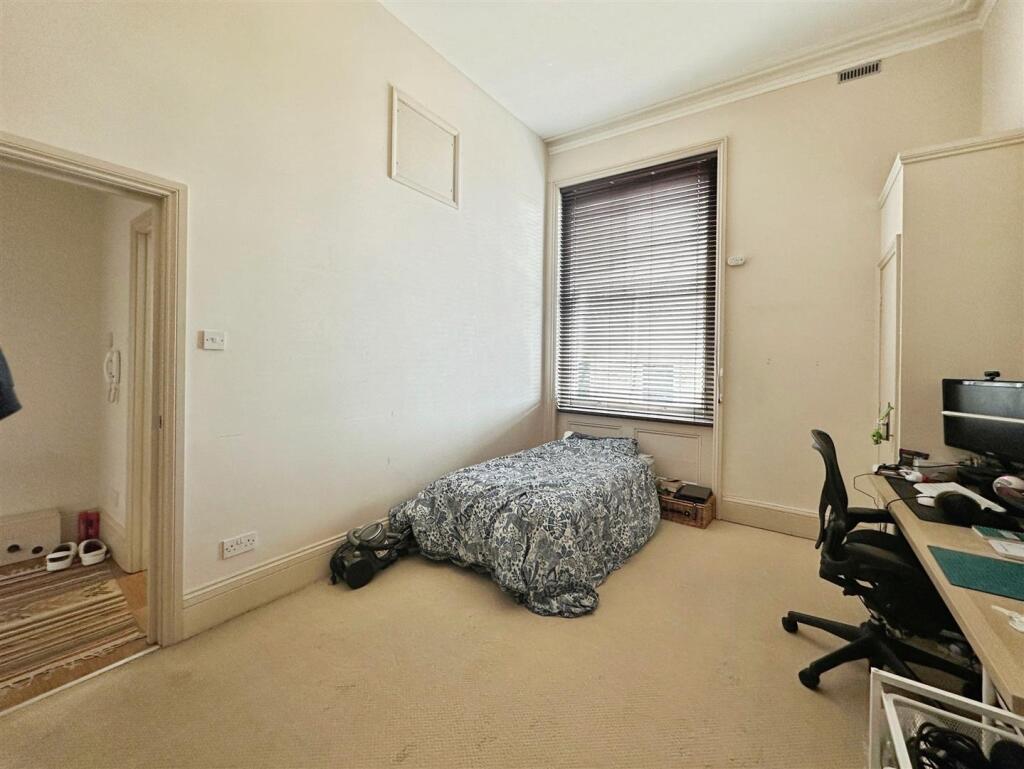 4dab2d22--413E-9AB3-D41374F5BDC8-18068-0000055E21D