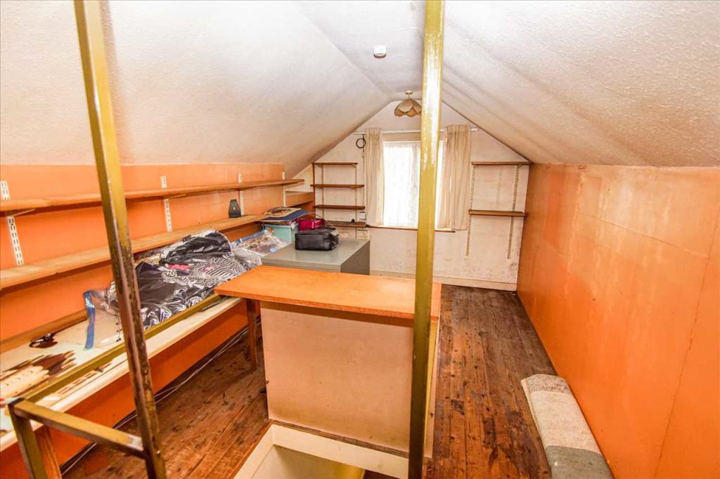 Front Loft Room