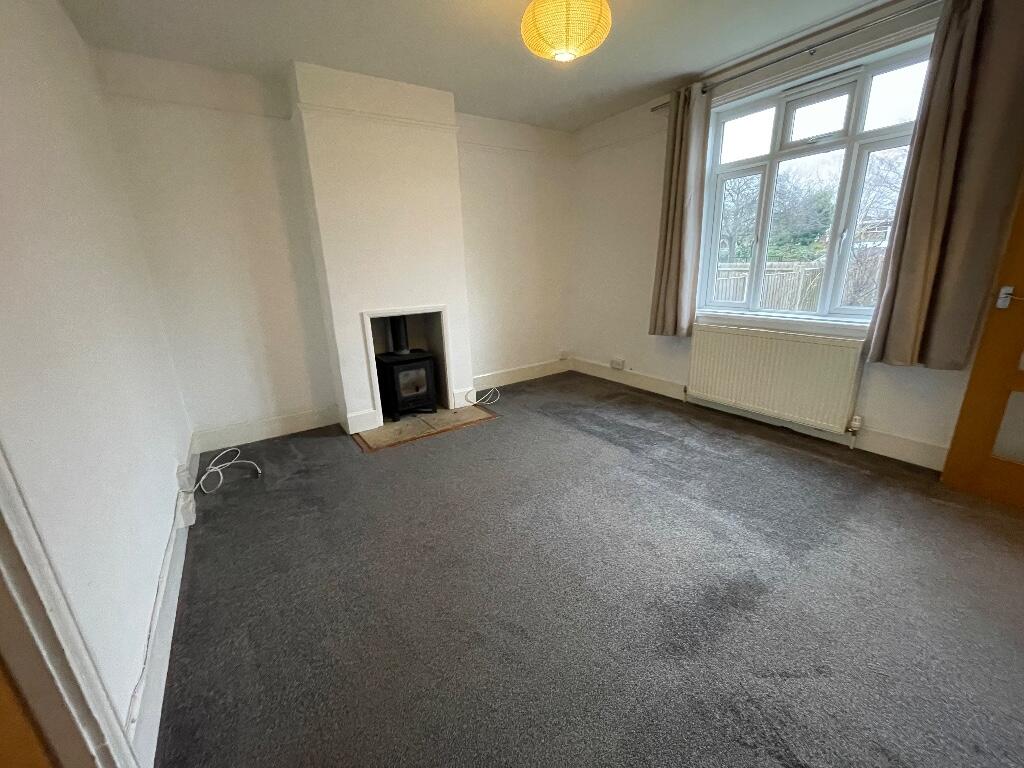 LIVING ROOM ALT
