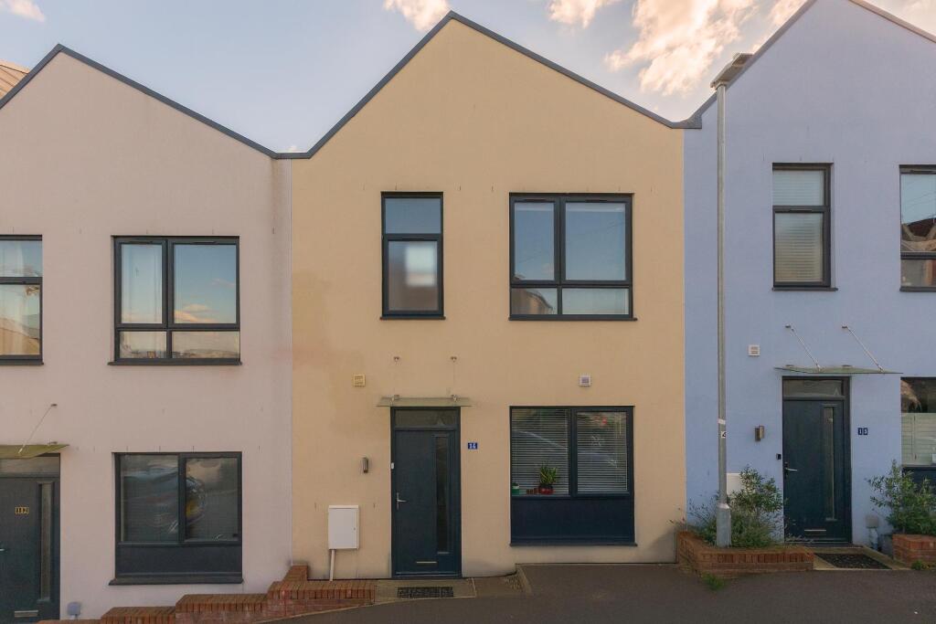 1B4RTN - External B.jpg