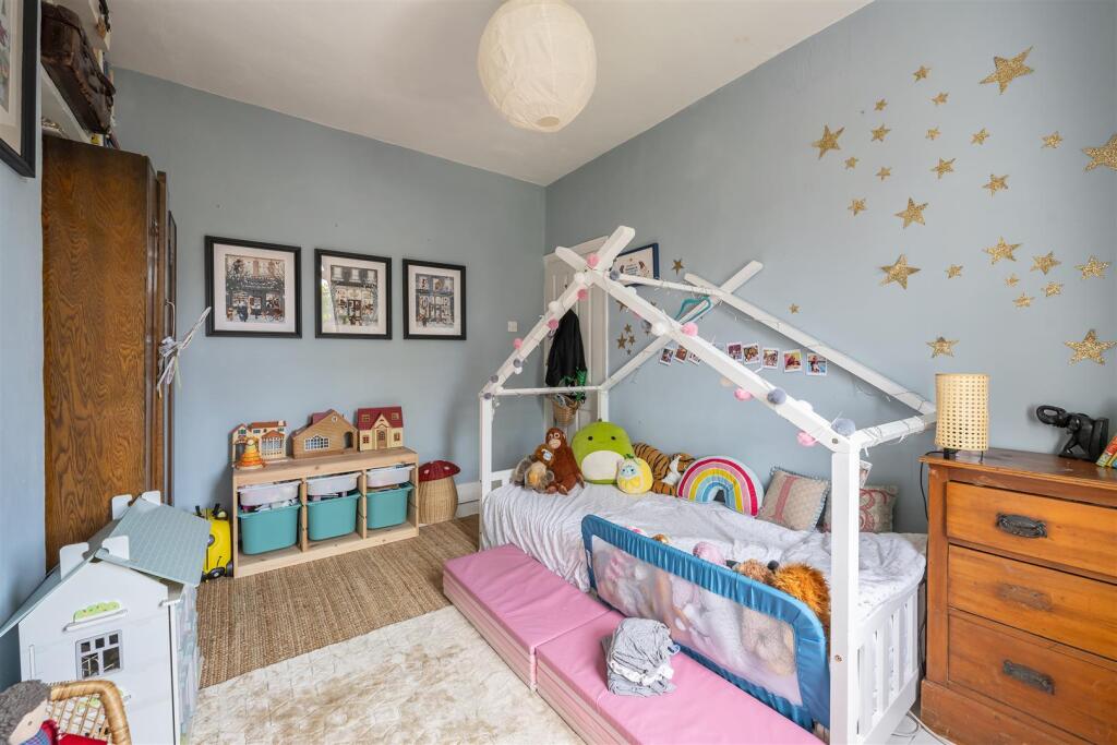 Millicent Road, E10