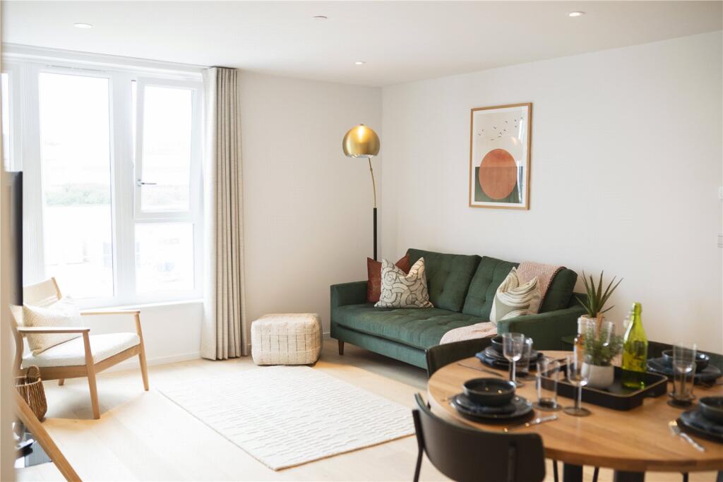 Show Apartment