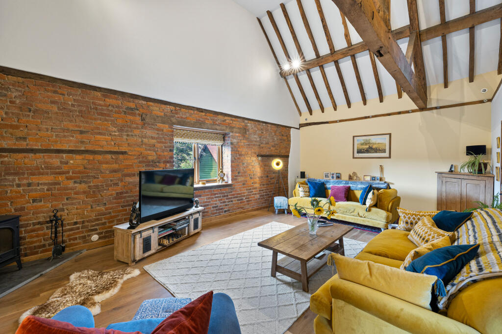 0875TheOldBarn-23