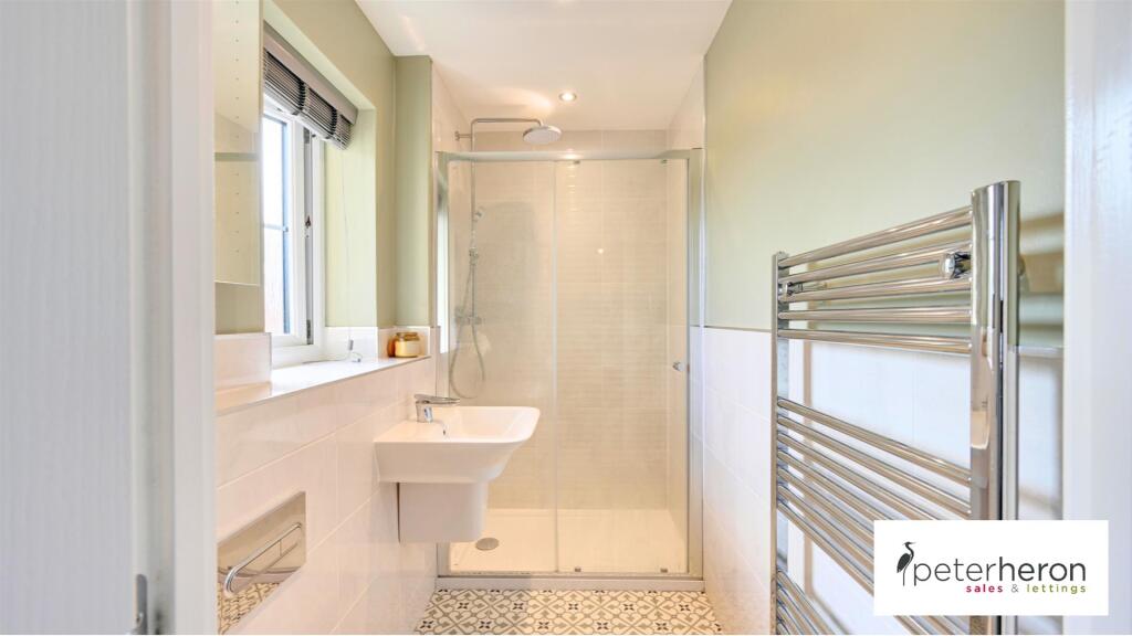 En Suite Shower Room