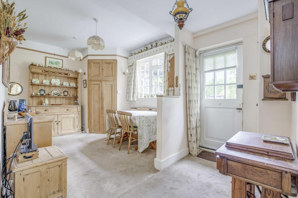 Little Garlands, Grange Lane, SL6 9RP (LOW RES)-8