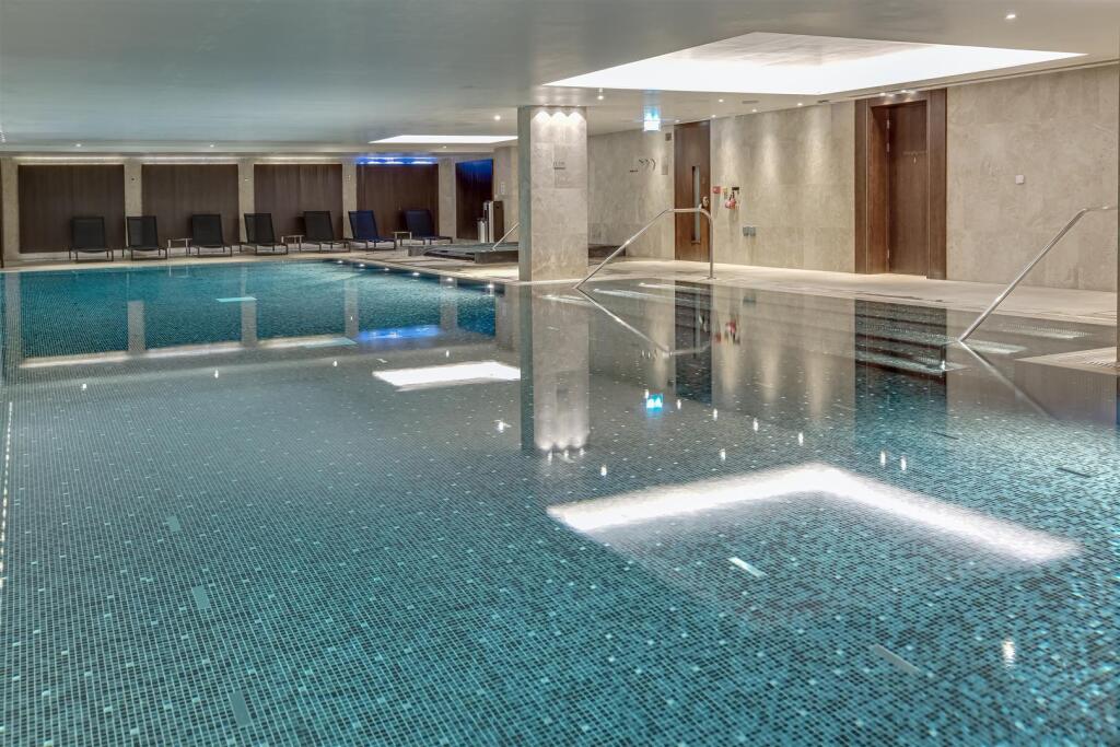 Swimming Pool - Balmoral House, One Tower Bridge -
