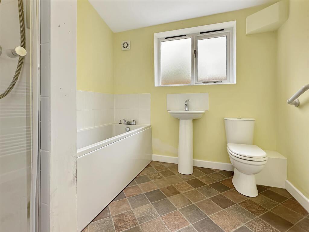 Img (7).jpg