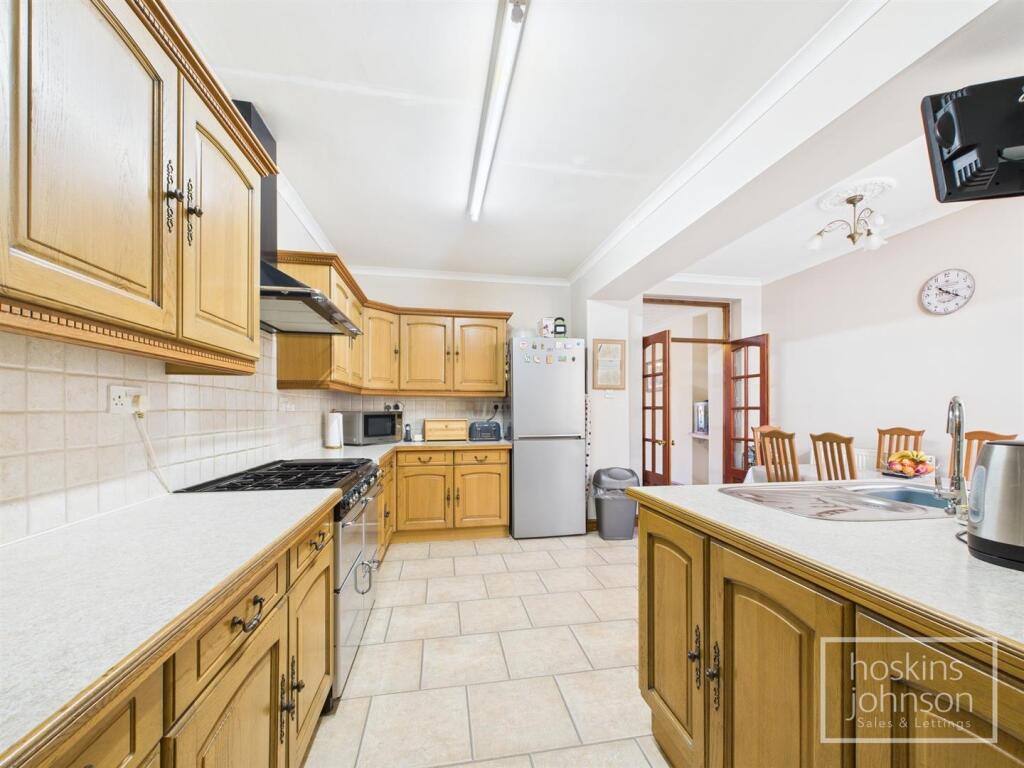 Kitchen/Breakfast Room
