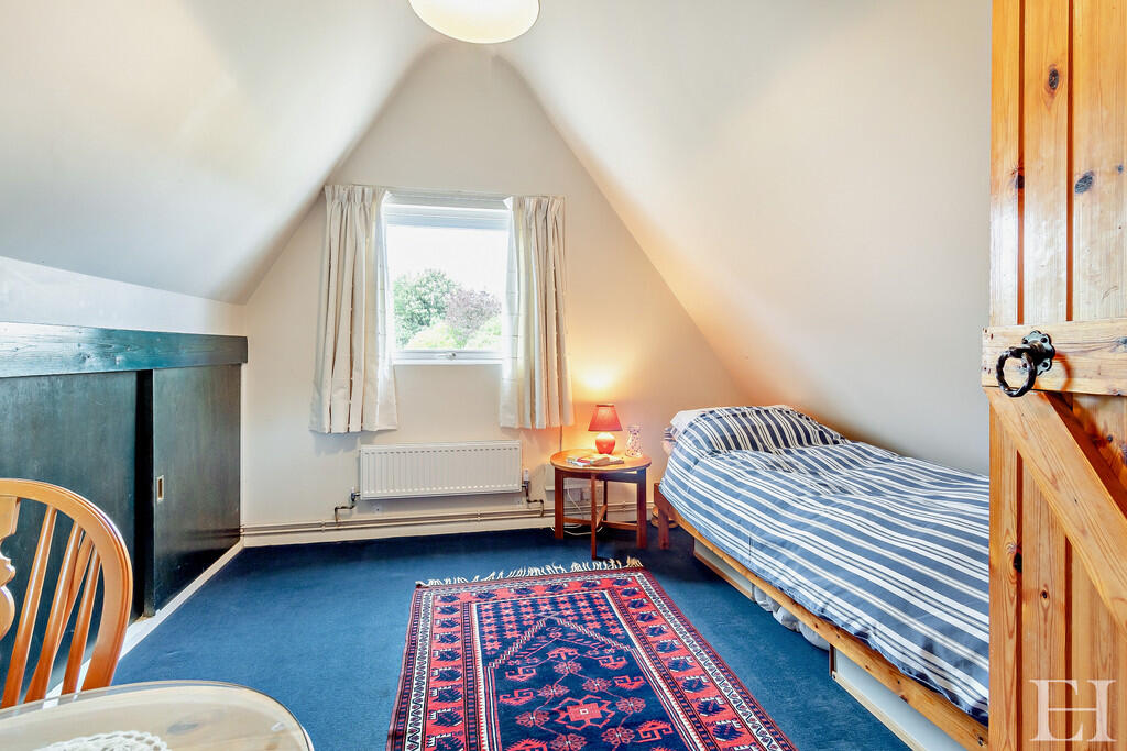 8661667-interiorW...