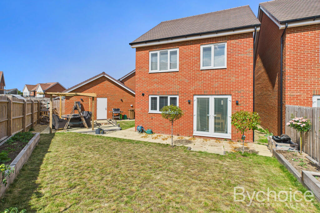 CAM05449G0-PR0025-STILL011