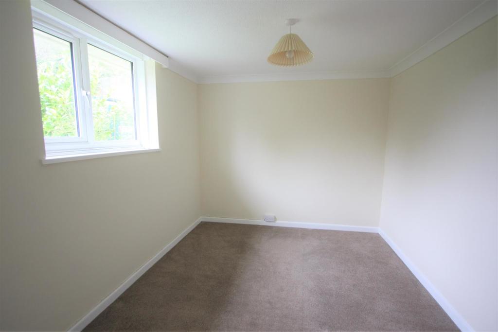 17 Gustory Road Bedroom 1