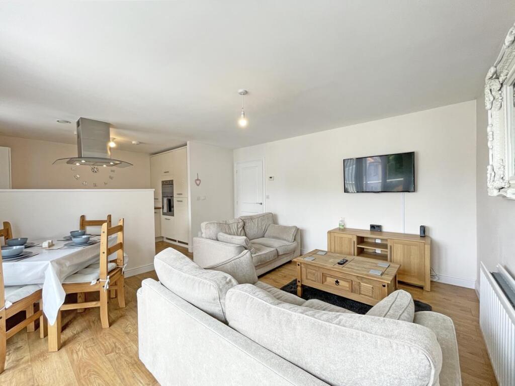 Chapel Street 60 Flat 18 Living Room 1...jpg