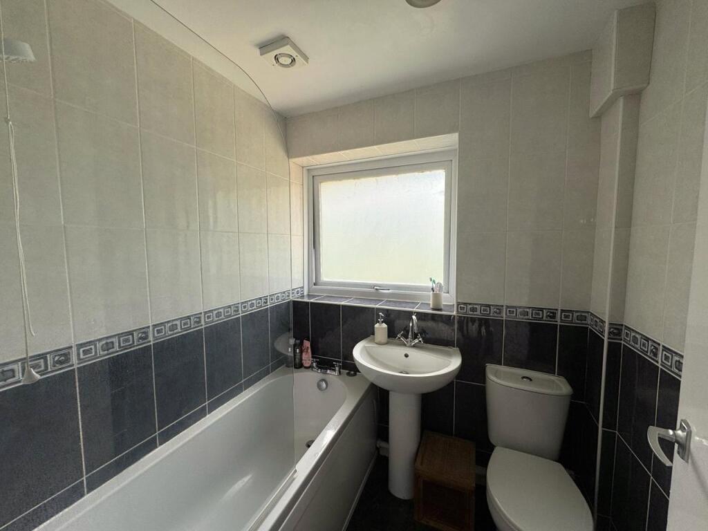 Picture No. 32