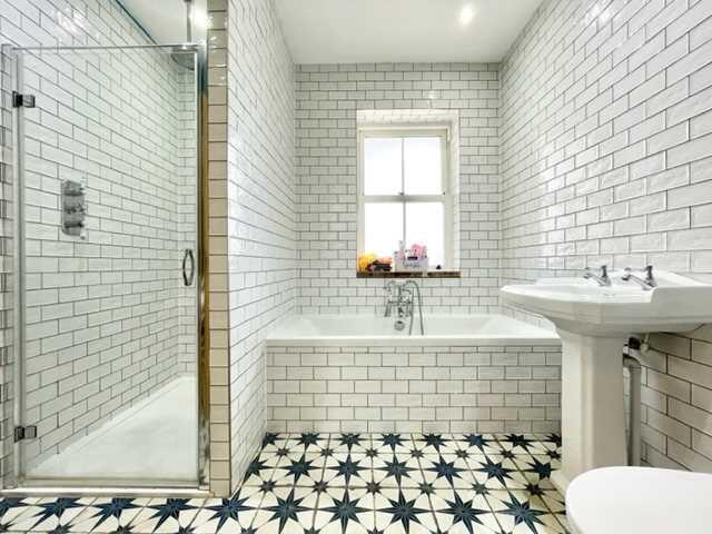 Family bathroom