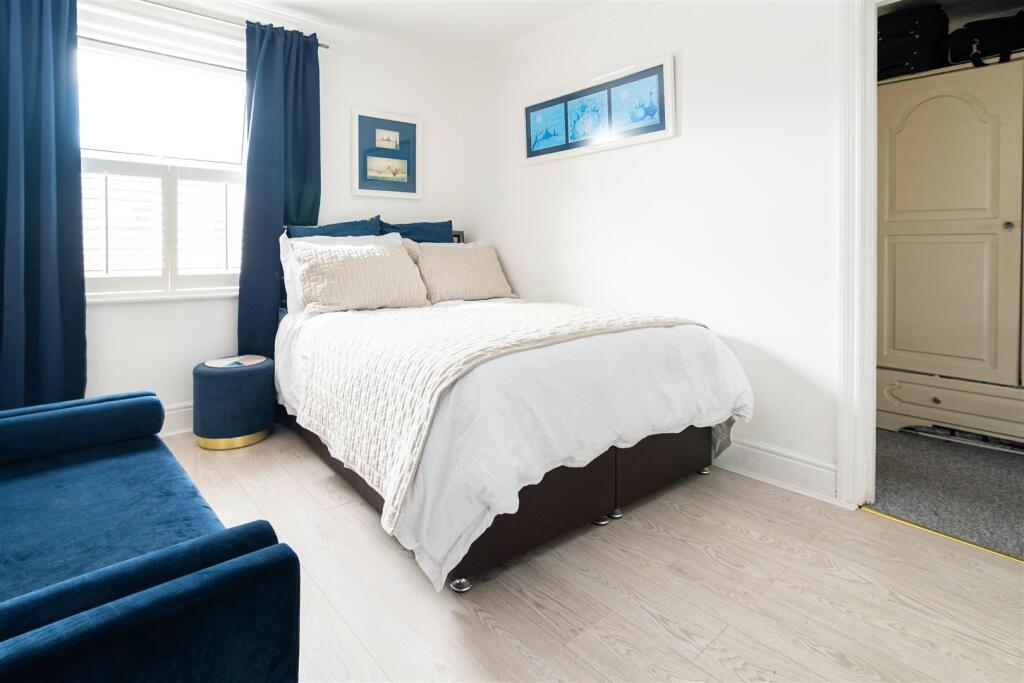 33 Shaftesbury Road (15).jpg