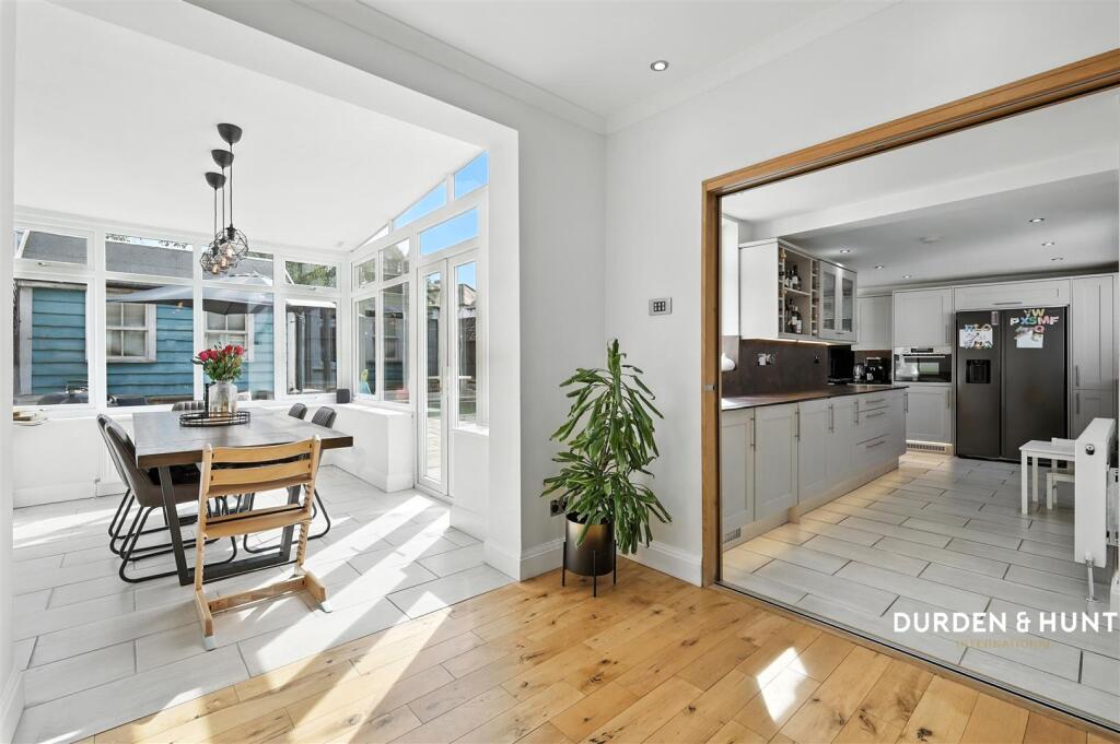 Roding Avenue