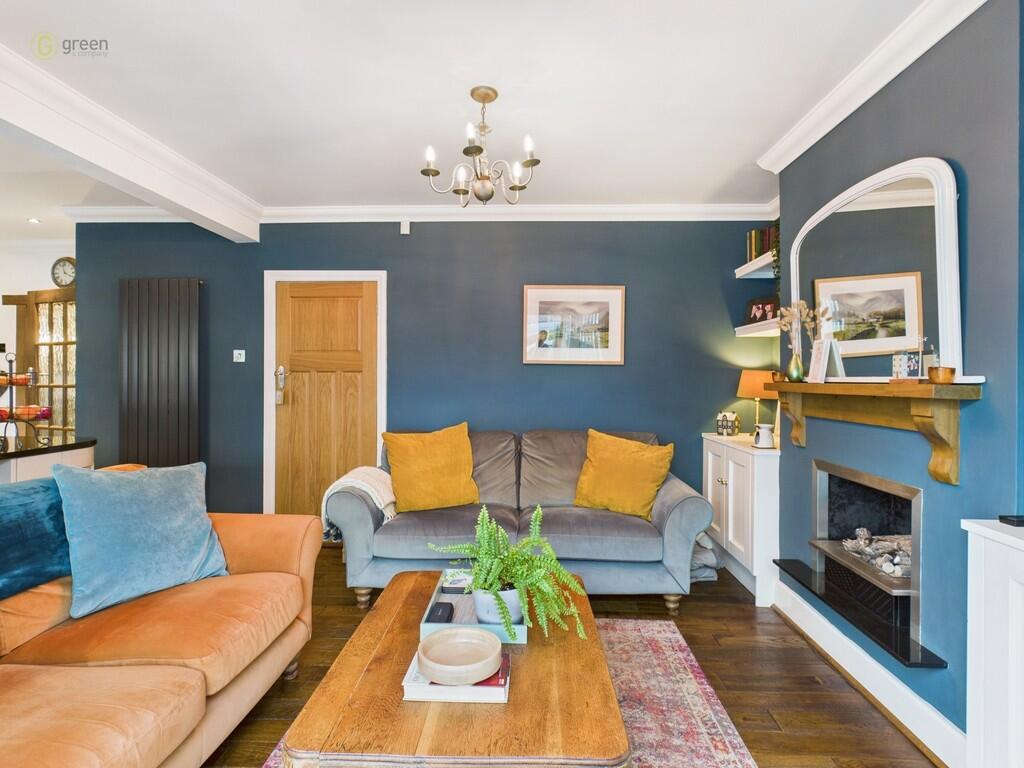 CAM03830G0-PR0128...