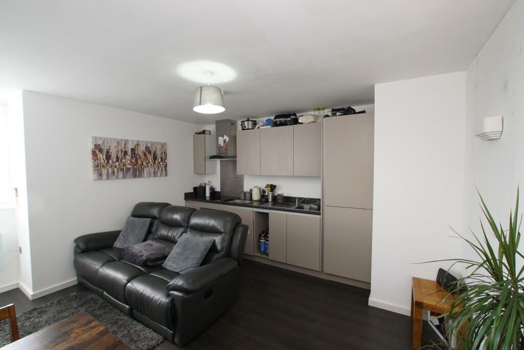 sitting room.JPG