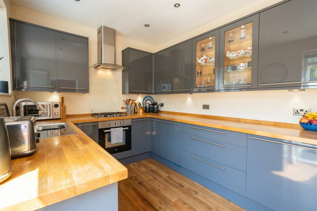 Lake Road West, Roath Park, HernCrabtree (40).jpg